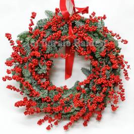 coroncina natalizia di abete fresco e ilex freschi