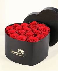 rose confezionate in scatola a cuore